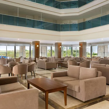 Ramada 4* Side